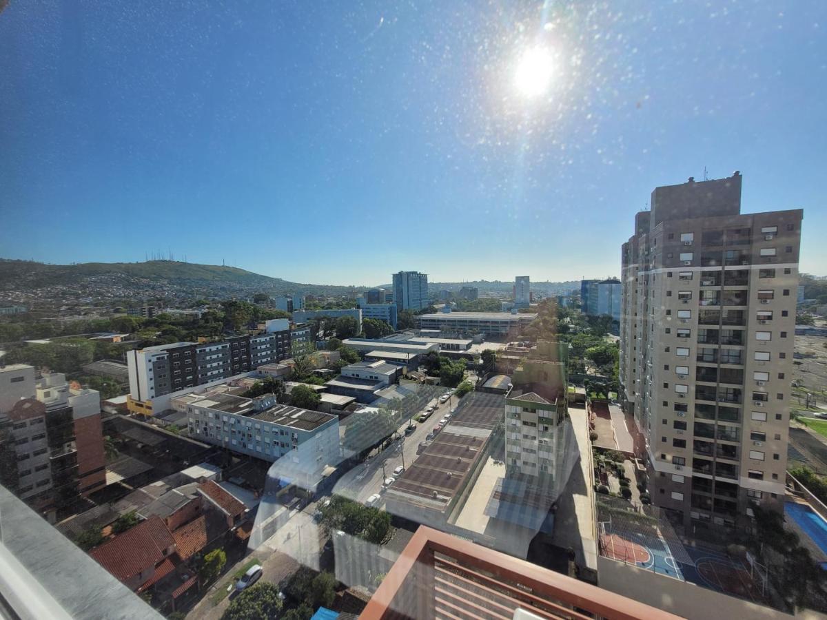 Studio Lux Ao Lado Da Puc Com Netflix Porto Alegre Buitenkant foto