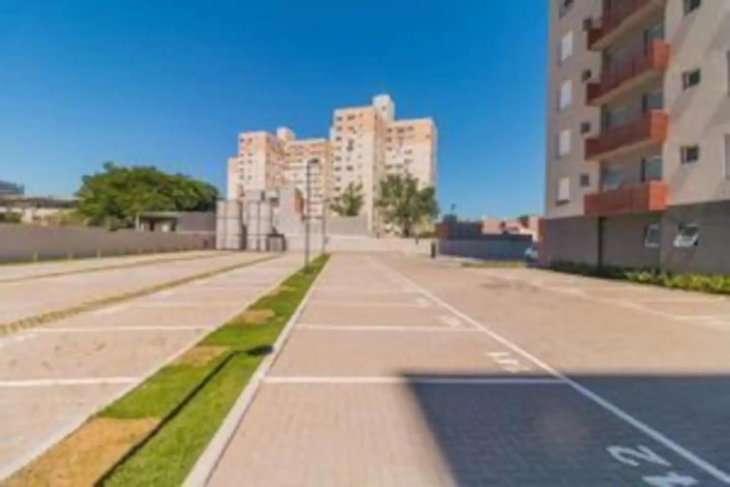 Studio Lux Ao Lado Da Puc Com Netflix Porto Alegre Buitenkant foto
